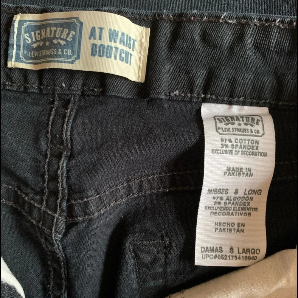 Levi Strauss & CO Signature At Waist Bootcut Black Woman’s Misses Size 8 Jeans - Picture 4 of 7